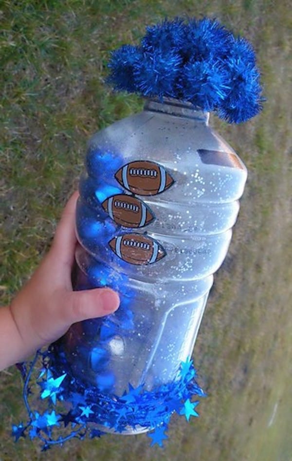 If you need a simple DIY to make a noise maker for a sporting event, this one is about as easy as they come! via @AndreaDeckard