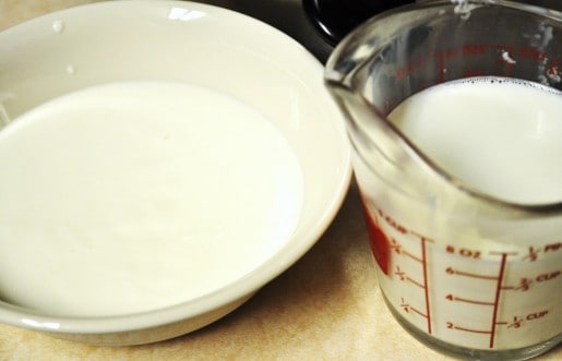 How to Make Homemade Yogurt in a Crockpot