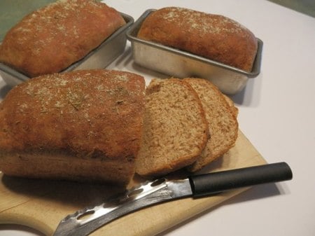 Copycat Recipe for Macaroni Grill Rosemary Bread