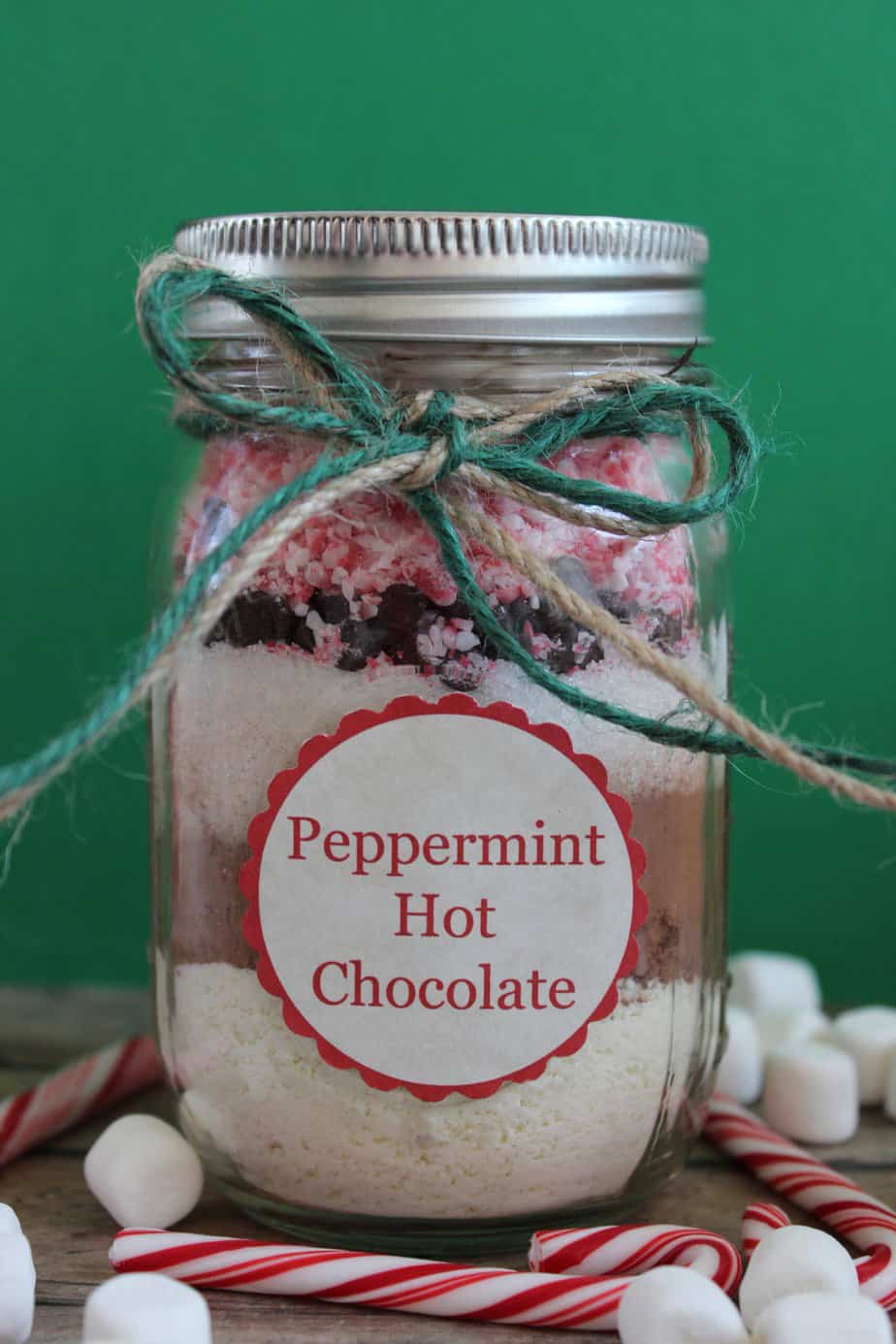 Peppermint Hot Chocolate Mix In A Jar + Free Printable Gift Tag