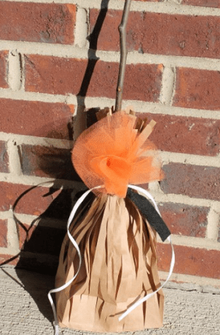 Fall Decorating: Witch’s Broom